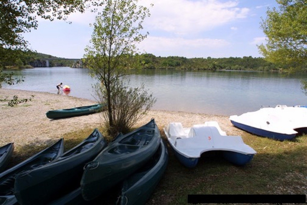 Canoe kayak